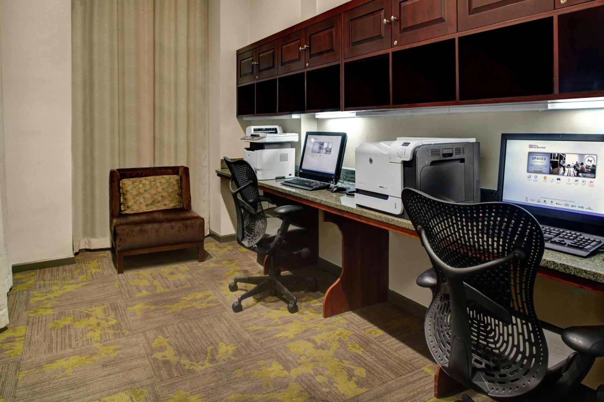 Hilton Garden Inn New York/Manhattan-Chelsea Exterior photo