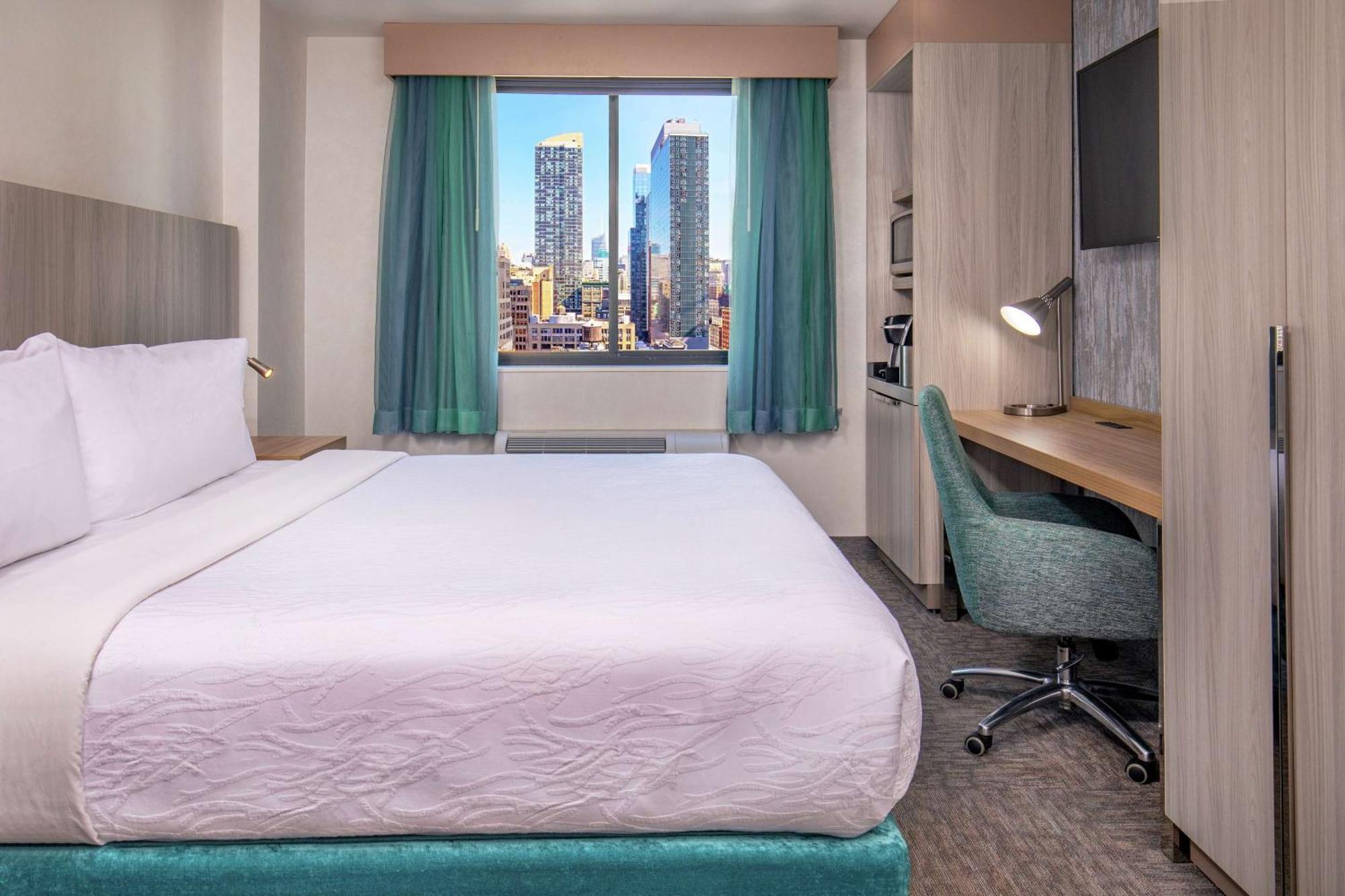 Hilton Garden Inn New York/Manhattan-Chelsea Exterior photo