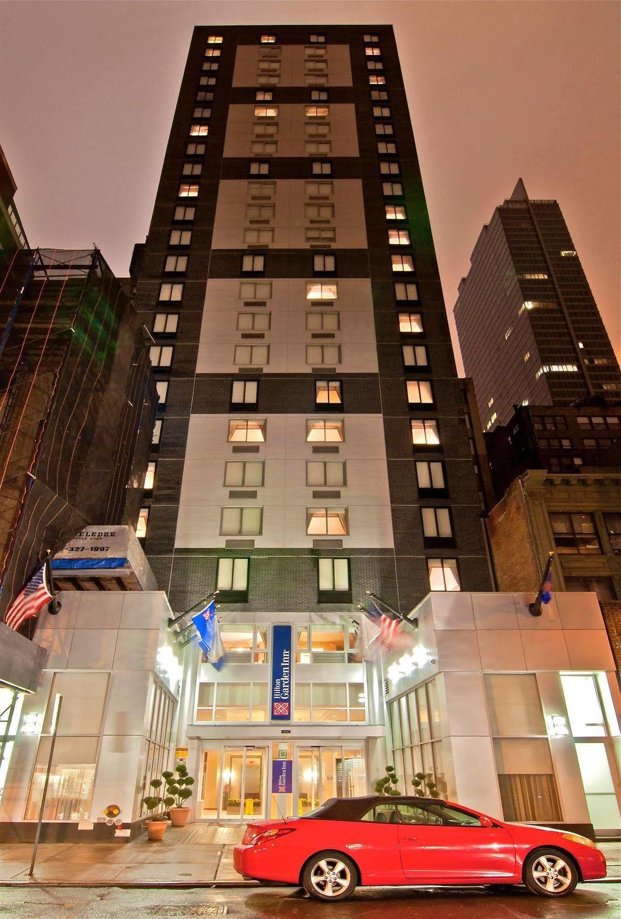 Hilton Garden Inn New York/Manhattan-Chelsea Exterior photo